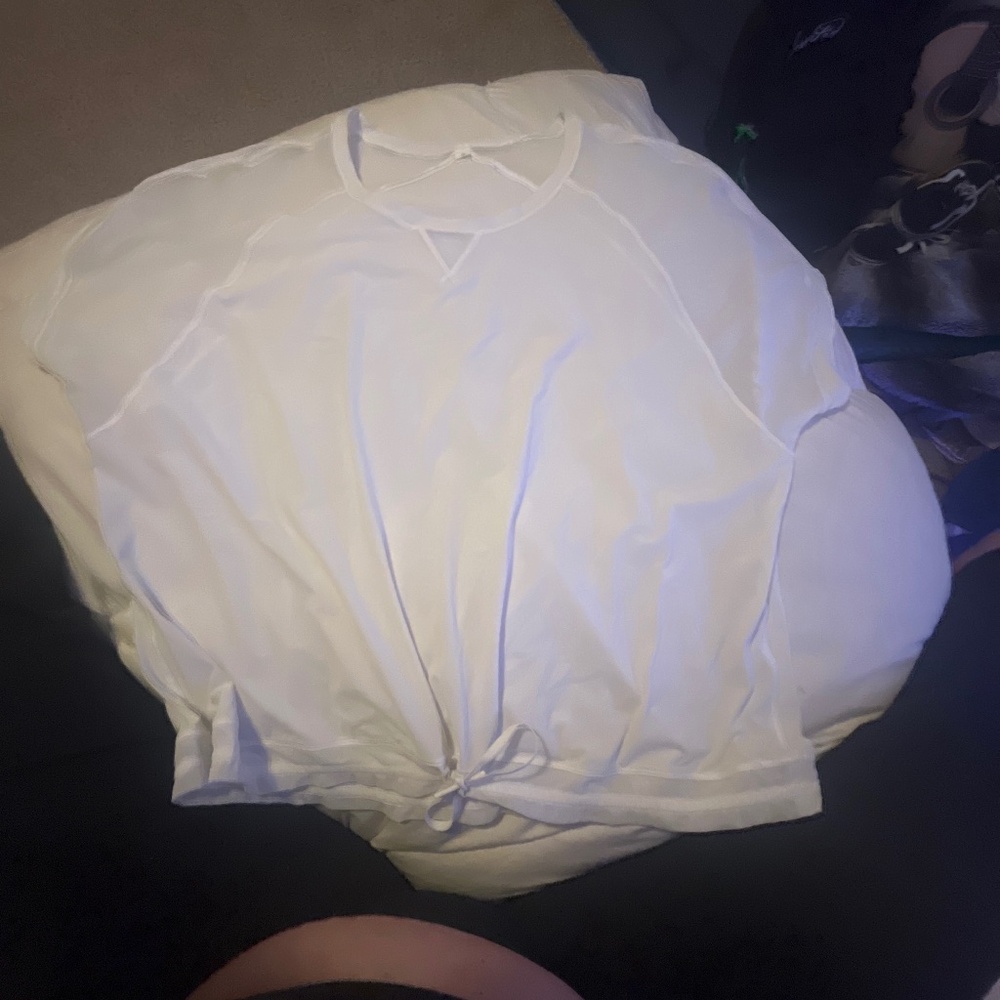 Lulu lemon shirt